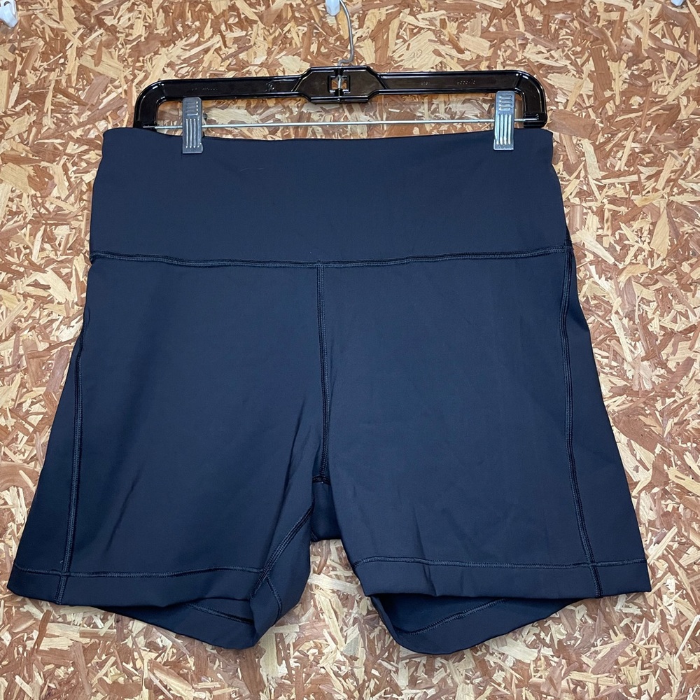 !! NEW ATHLETA SHORTS !!